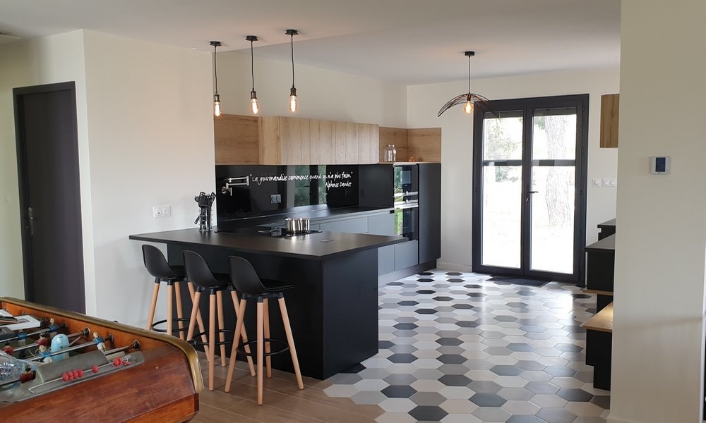 CUISINES NOIRES