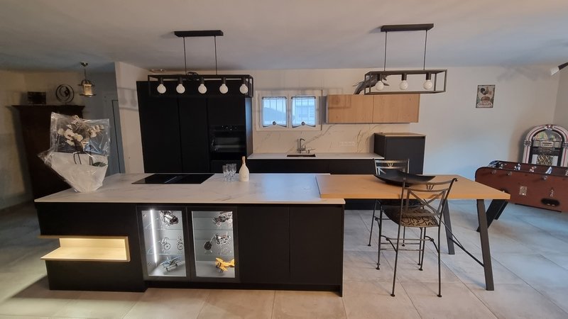 CUISINES NOIRES
