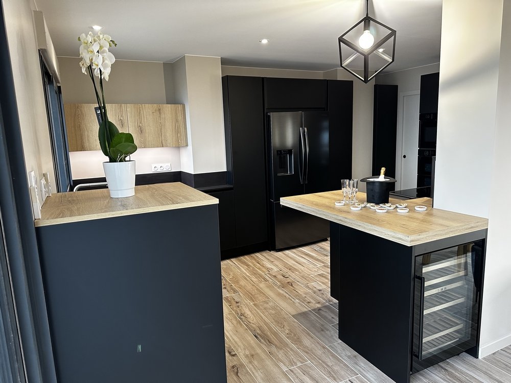 CUISINES NOIRES