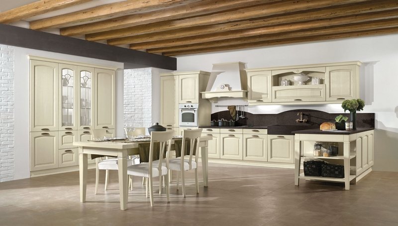ARREDO  EMMA