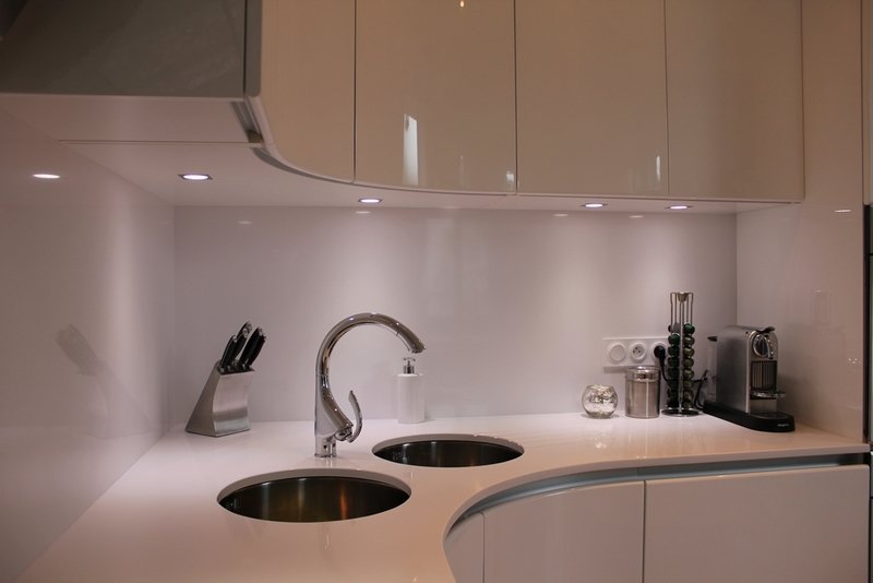 CUISINES BLANCHES